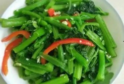 漂亮女配在恋综吃瓜免费南瓜藤,女配吃瓜免费南瓜藤，甜蜜瓜事引关注
