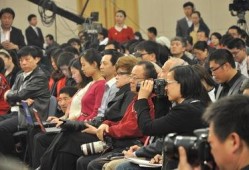 不是记者爆料的新闻,非记者视角下的重大新闻事件深度剖析